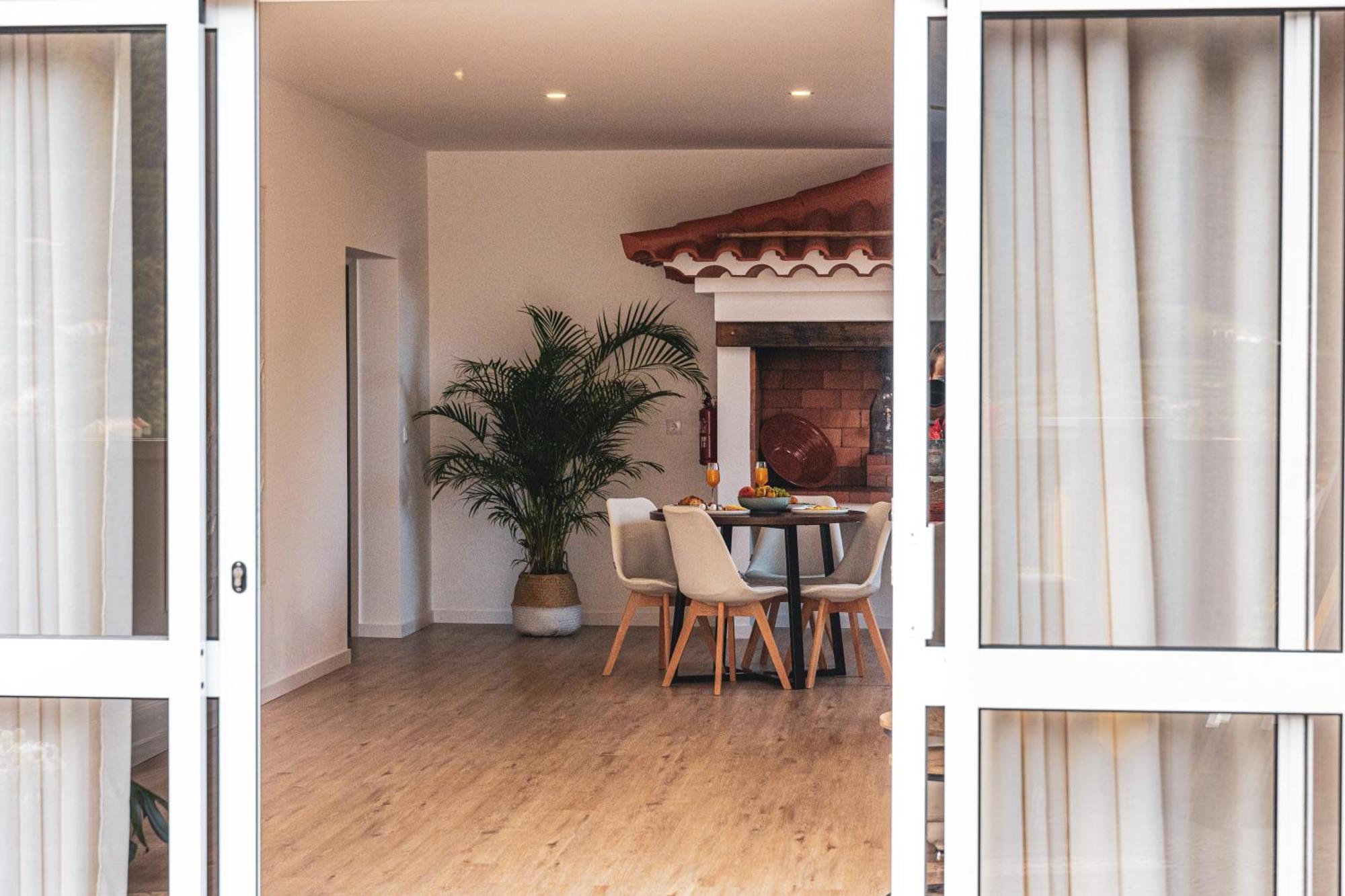 A Casa Da Mae Apartment Sao Vicente  Ngoại thất bức ảnh